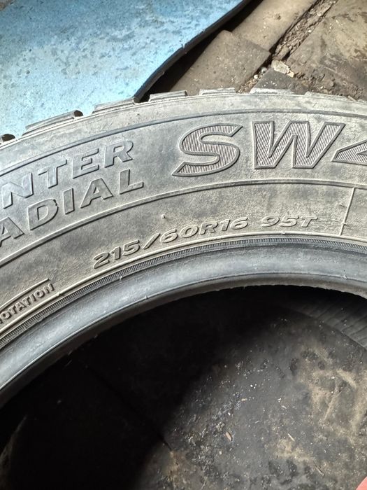 Зимние шины с шипами 215/60R16 95T SW4