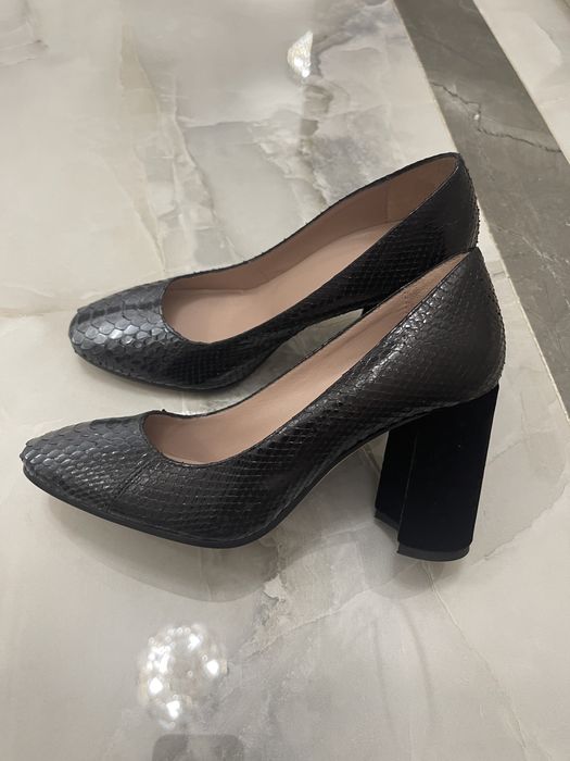 Продам новый туфли