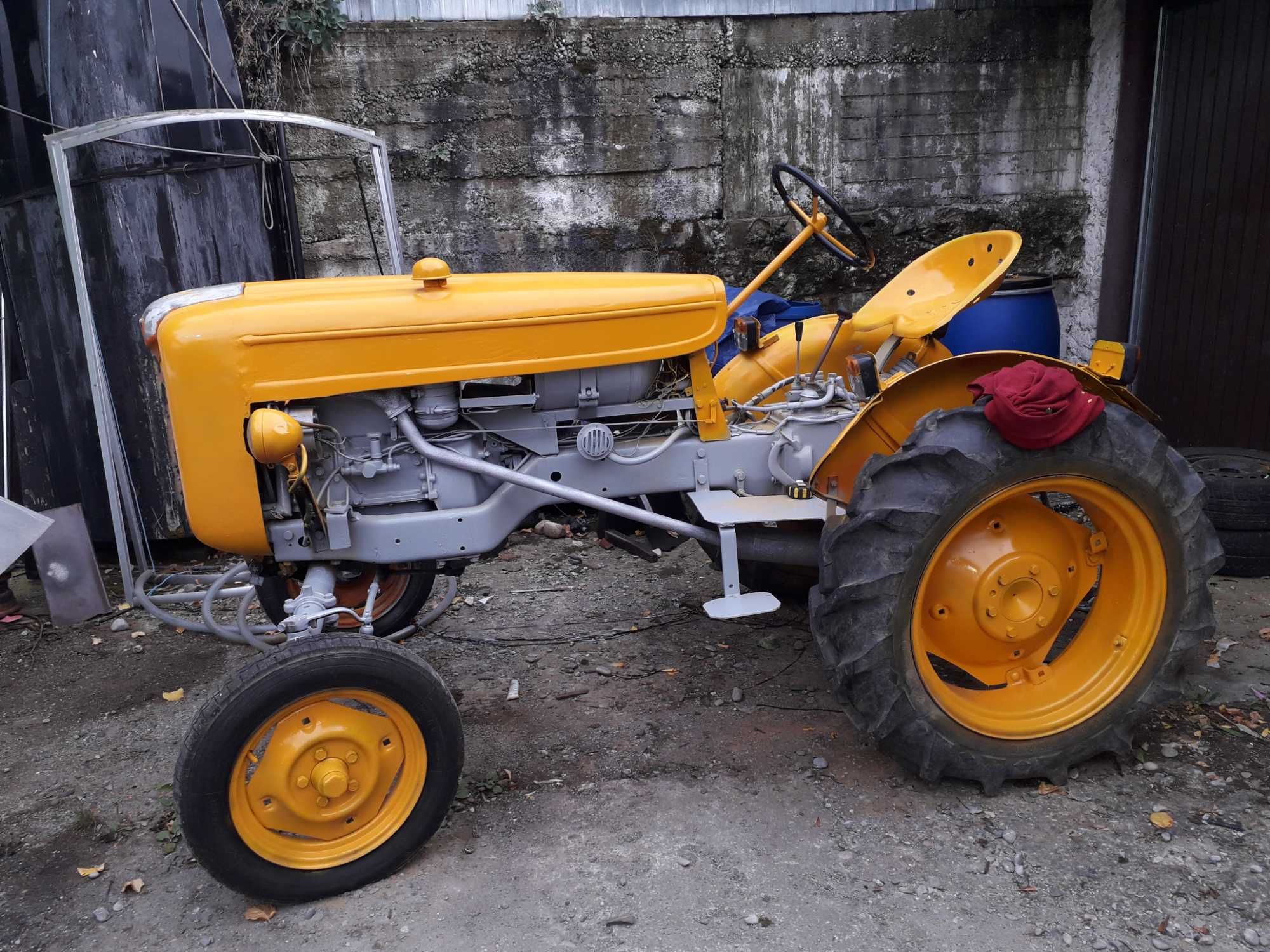 tractor fiat 211