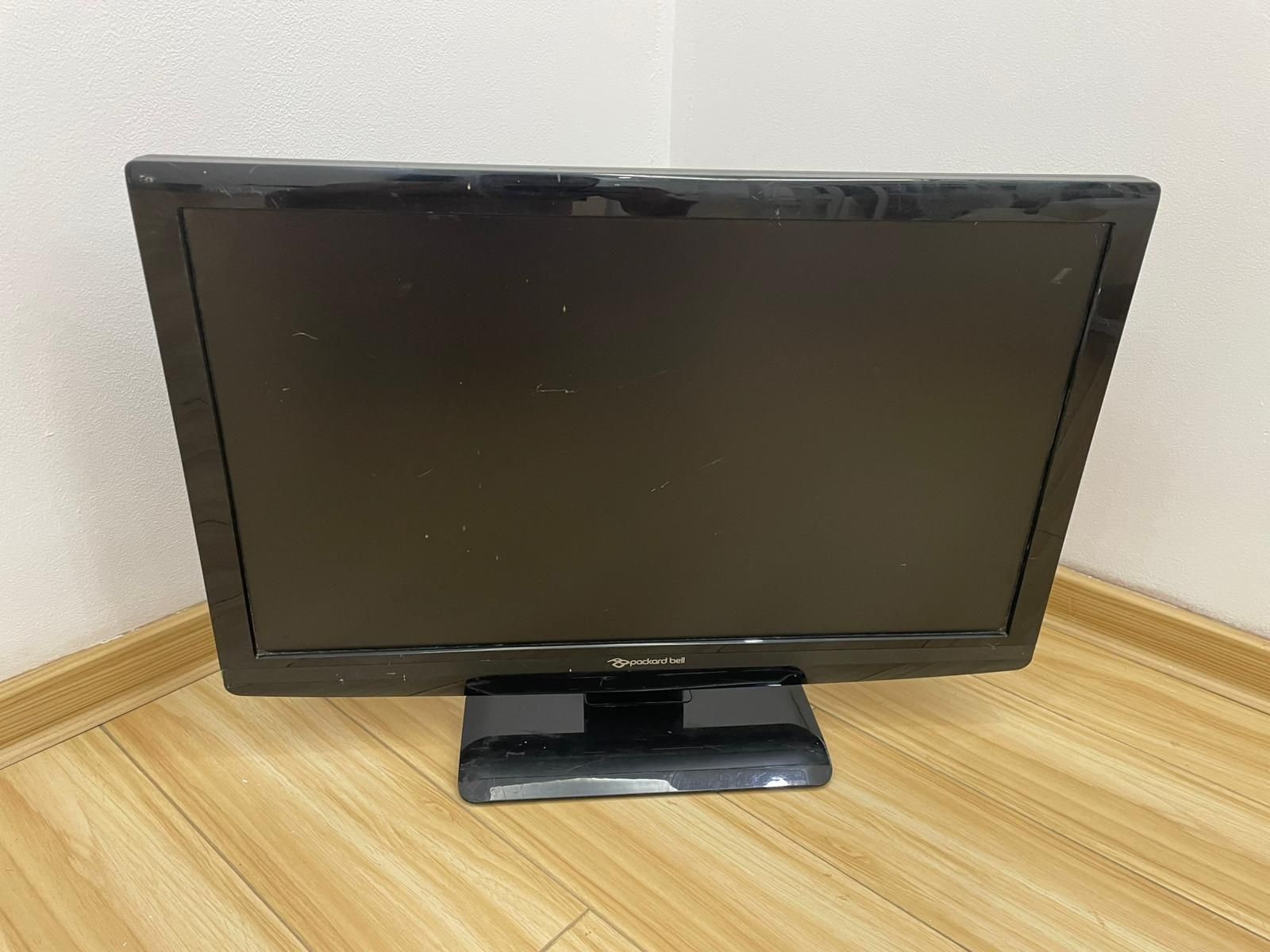 Vând lot 3 monitoare