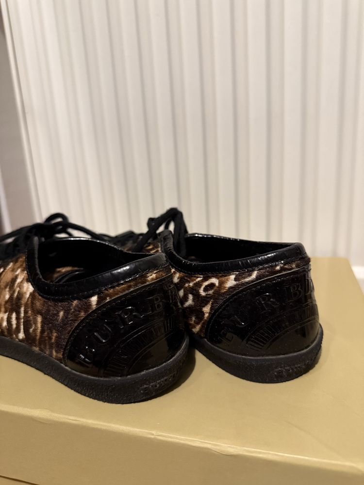Tenisi burberry animal print