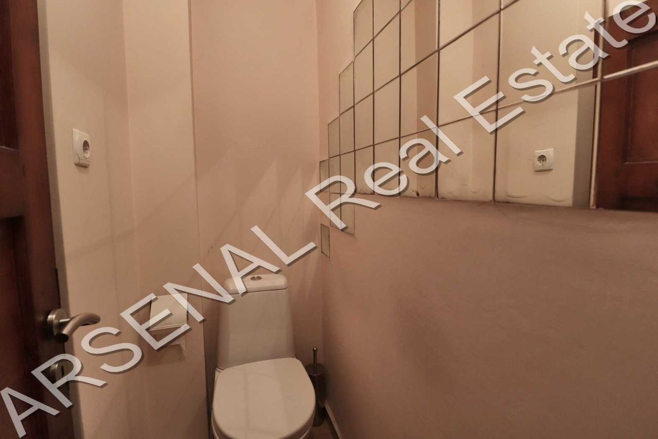 Дава се под наем Тристаен апартамент в София, Лозенец - 120 кв.м за 700 € - Снимка #3