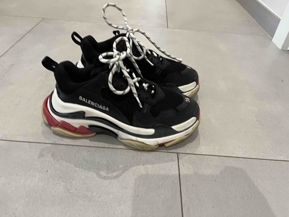 Оригинални Balenciaga Triple S