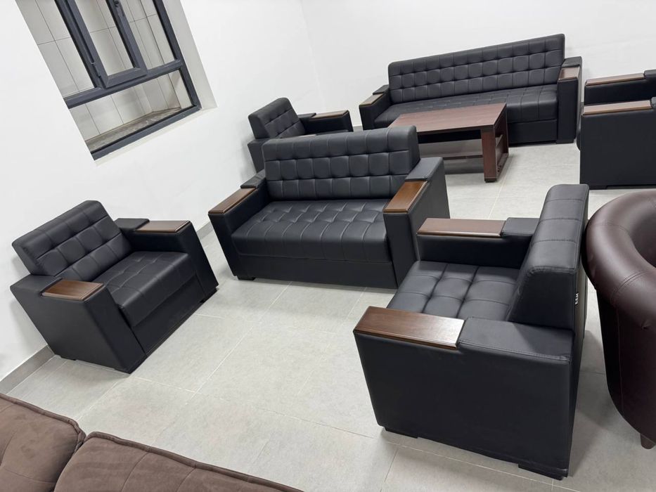 Hi-tech офисный диван кресло из первый рук