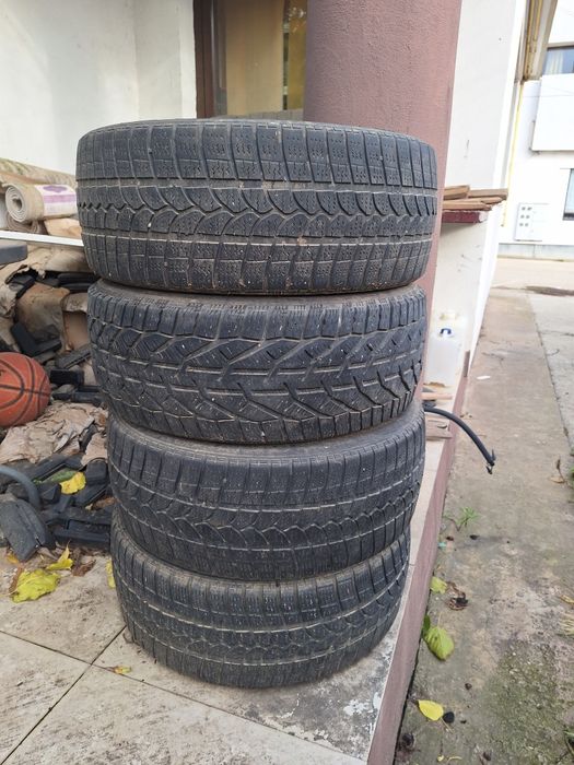 Cauciucuri iarna 225/45/17
