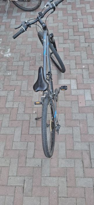 Vând bicicleta ROCKRIDER st 100