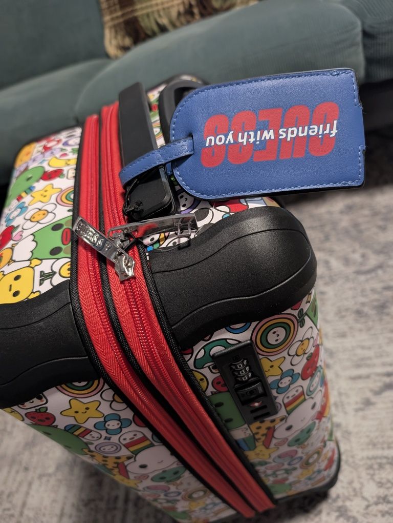 Твърд куфар Guess Нов