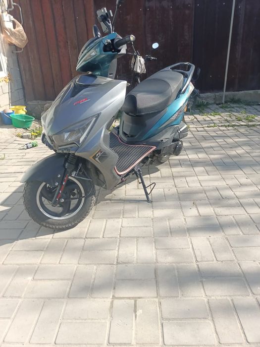 Мопед сектор м 8 про