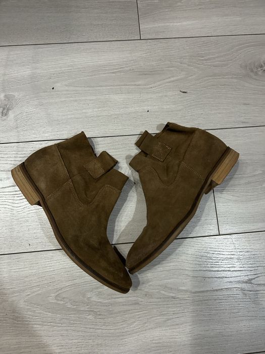 Дамски велурени боти