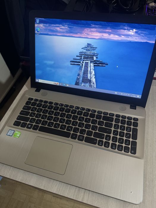 Продам Ноутбук Asus VivoBook x541uv Core i3