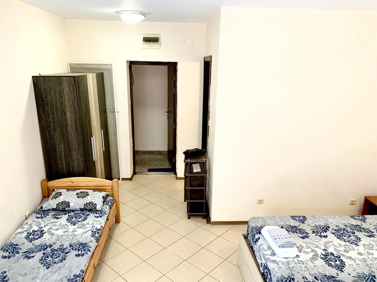 Продава се Ателие в Бургас, Център - 42 кв.м за 1167 €/кв.м - Снимка #5