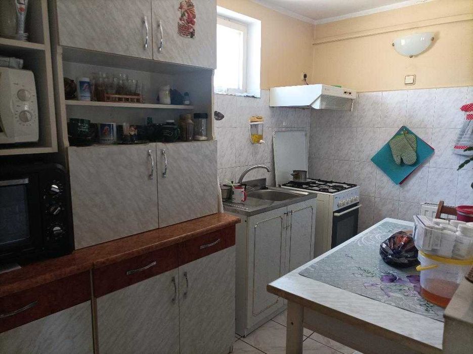 casă  2 camere zona 22 Decembrie