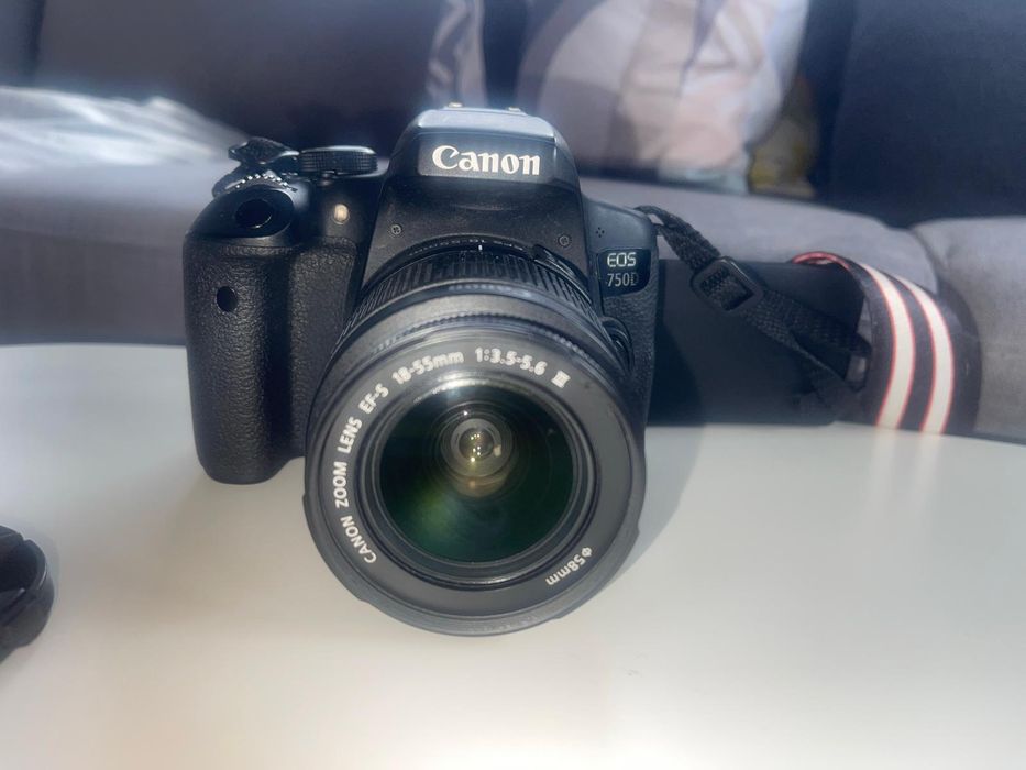 Canon 750 d + обектив 50 mm + варио обектива