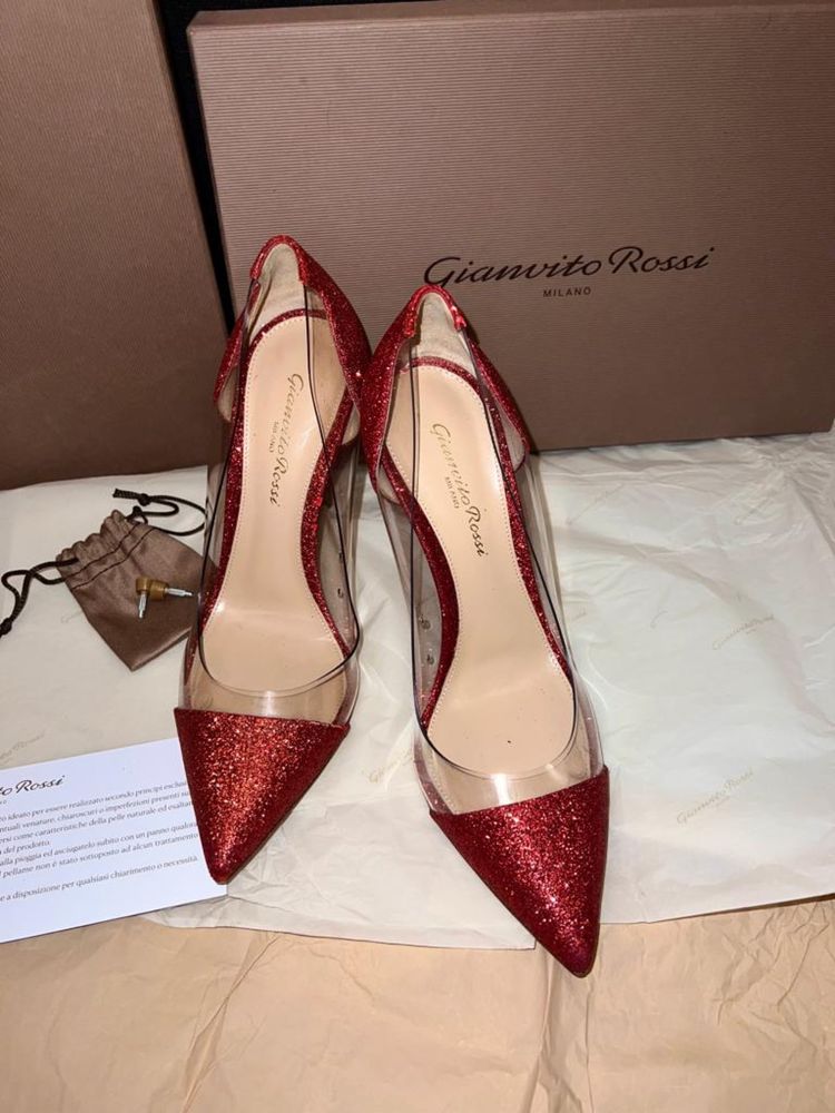 Брендовые нарядные блестящие красные туфли GianvitoRossi Италия
