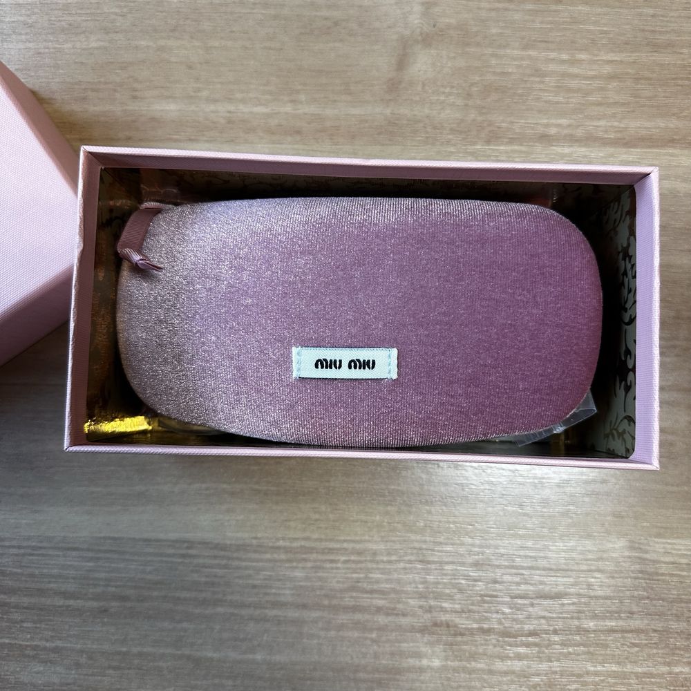 Слънчеви очила miu miu
