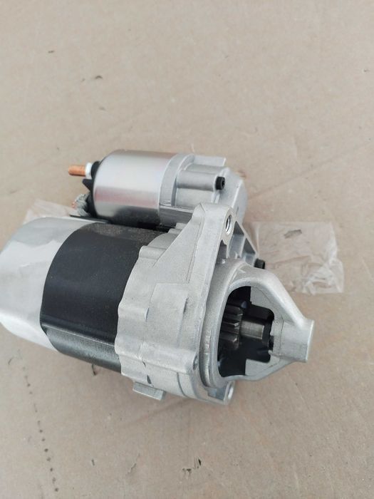 electromotor HELLA Starter - 12V - 0.8kW