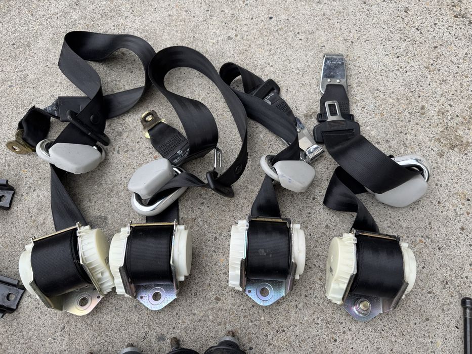 Bancheta, Scaune  VW Caddy  centuri etc !