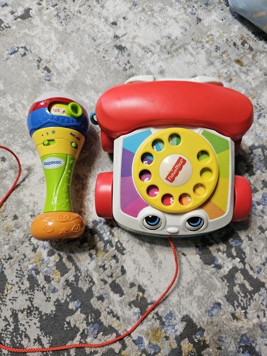 Продам игрушечный телефон, микрофон, дорогу хотвил