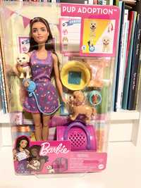 НОВА Кукла Barbie® - Осиновителка на 2 кученца Pup Adoption