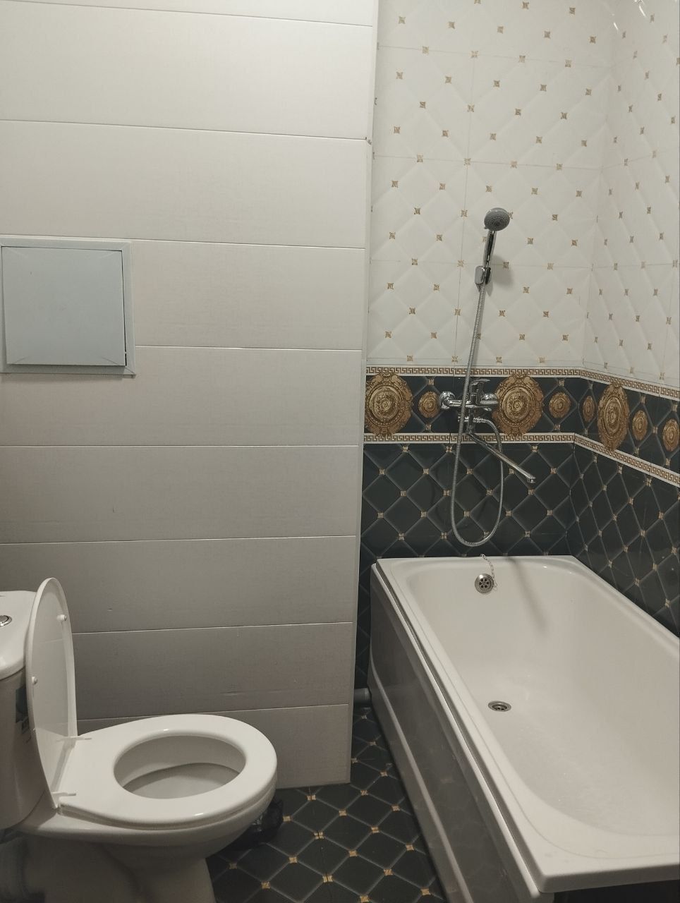 2 xonali kvartira Yakkasaroy G‘afur G‘ulom Metrosi yonida