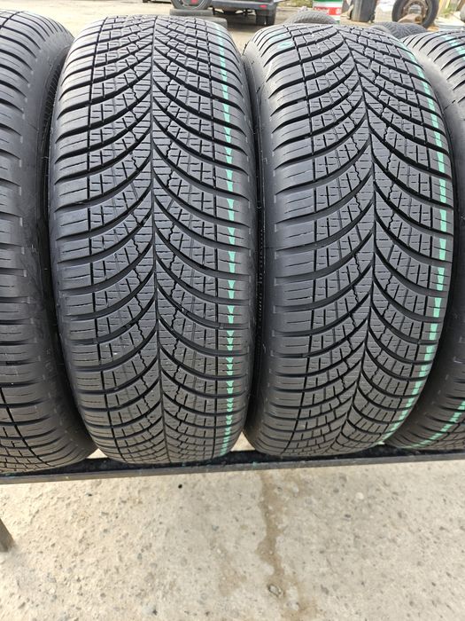Vând anvelope iarna 215/65/16 215/65r16 GOODYEAR