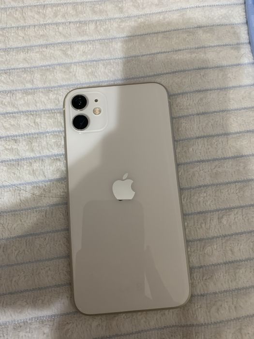 продам айфон 11