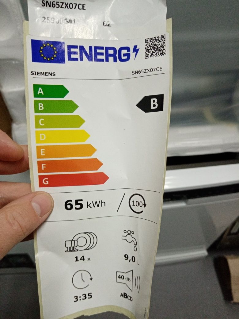 Mașina de spălat vase Siemens noua