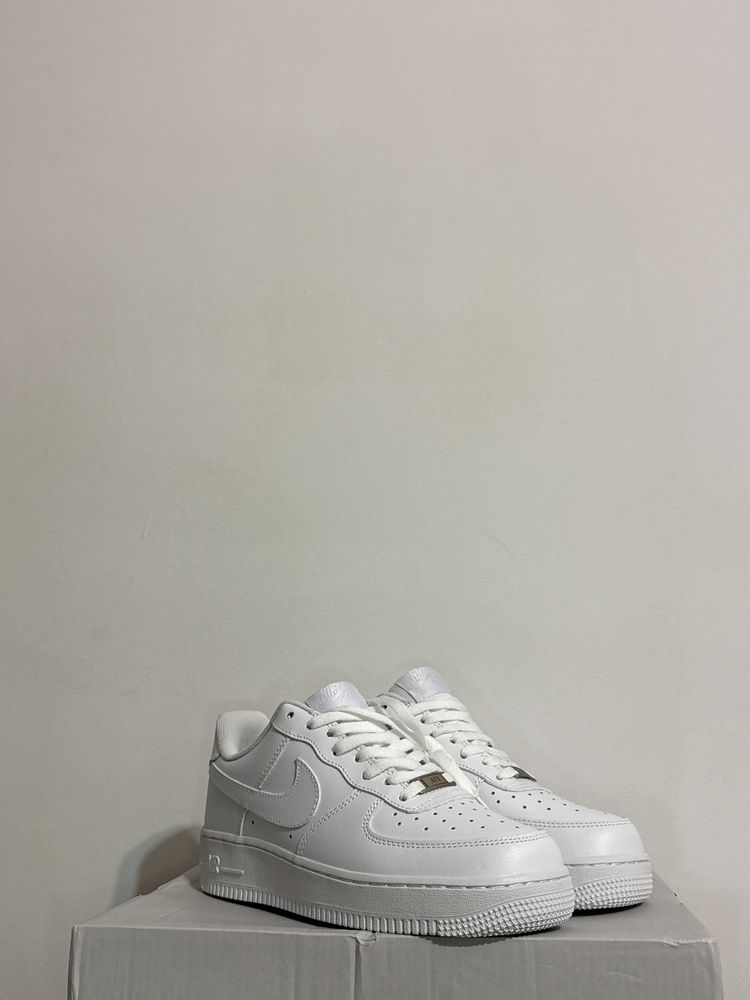 Adidasi Nike air force 1 Triple White 40-44
