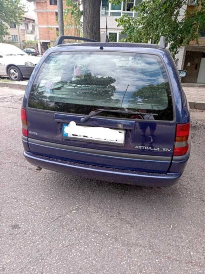 Опел Астра комби