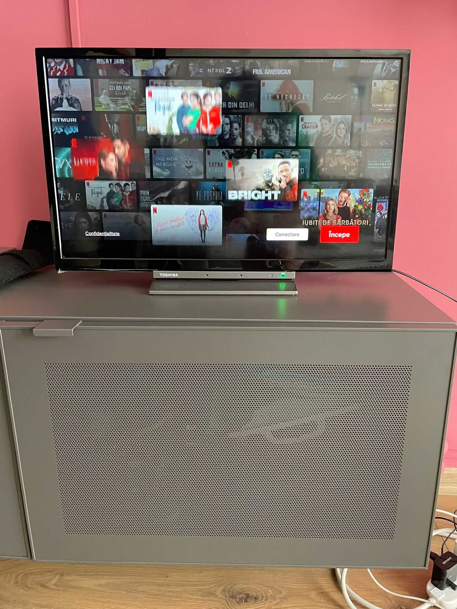 TV Toshiba LCD Freeview Play