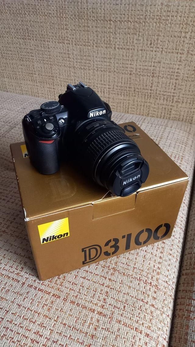 Nikon d3100 srochni sotiladi