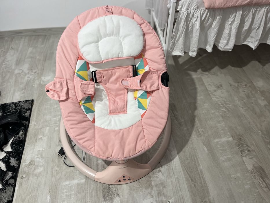 Pachet pătuț + leagăn electric, stare excelentă