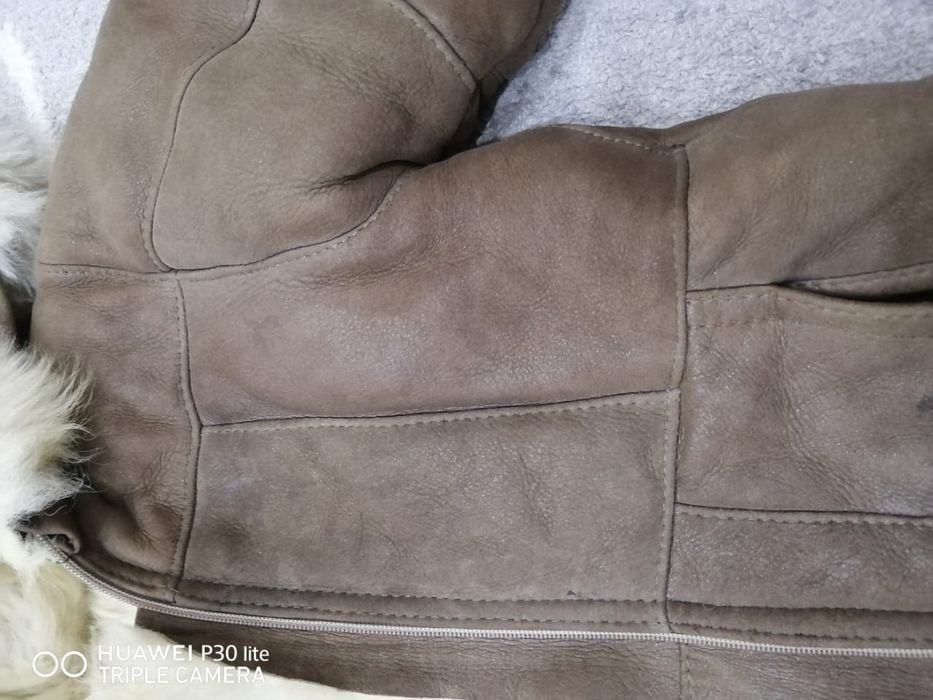 Продам натуральная детская дубленка на 2-3лет,цена 5000тг