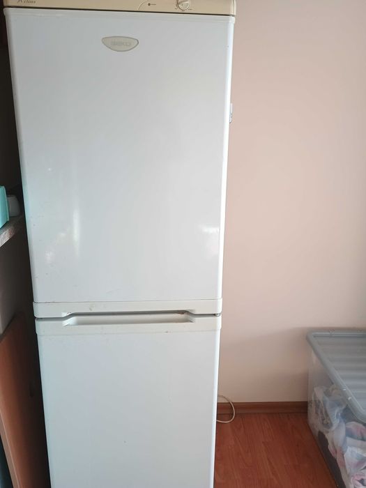 Хладилник Beko с камера