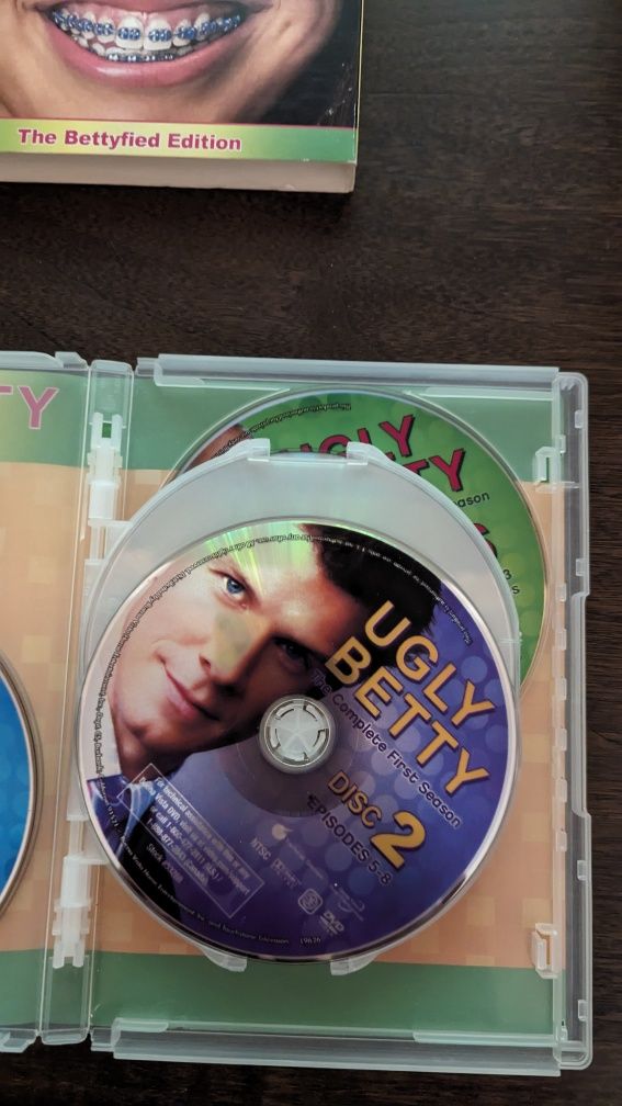 Продам ДВД диски учебного курса