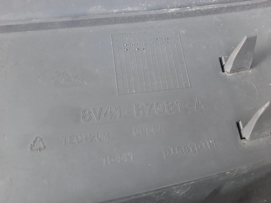 Grila bara fata ford kuga 1 8v41-r7081-a