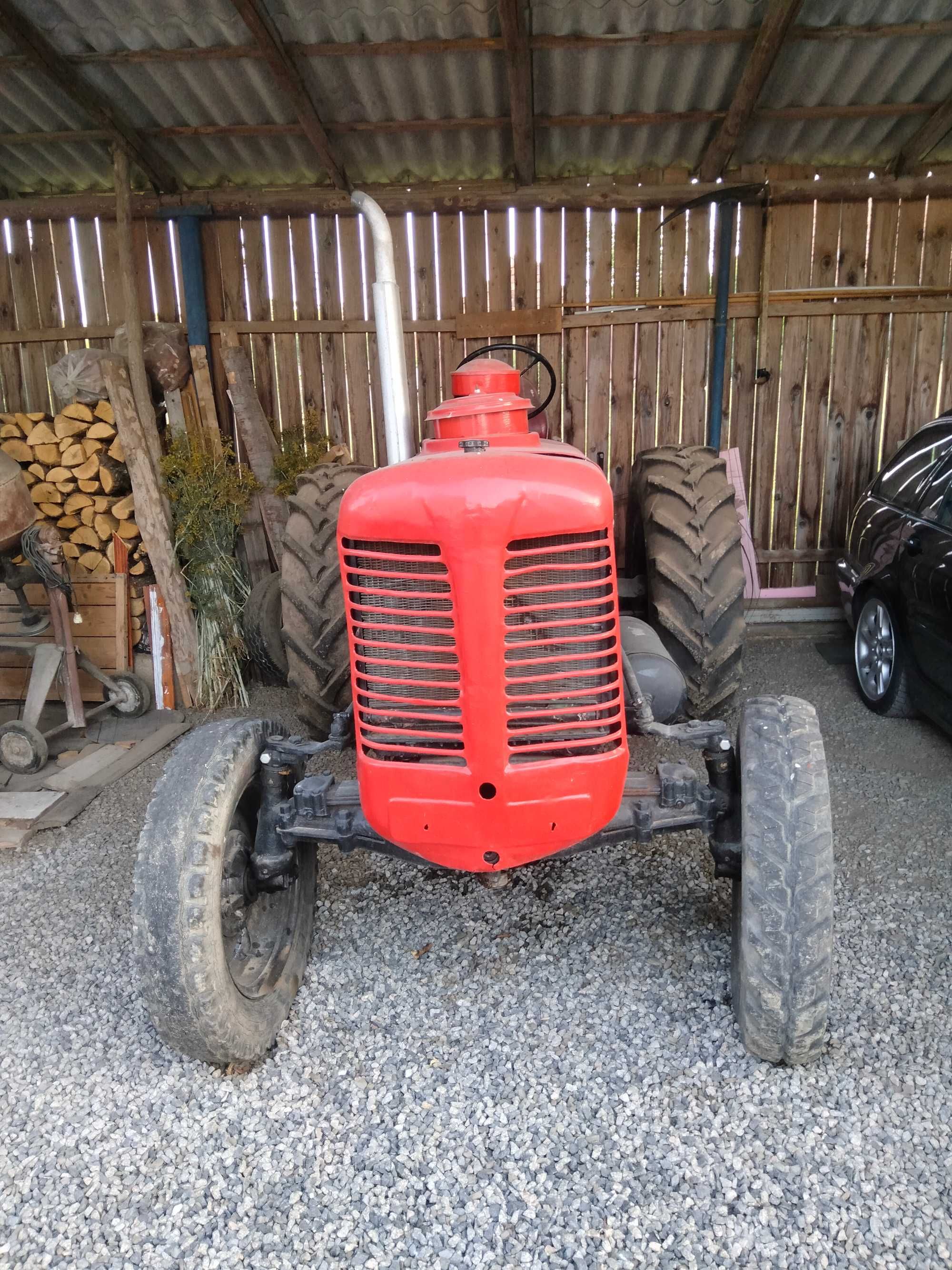 Vând tractor ZETOR super 50U