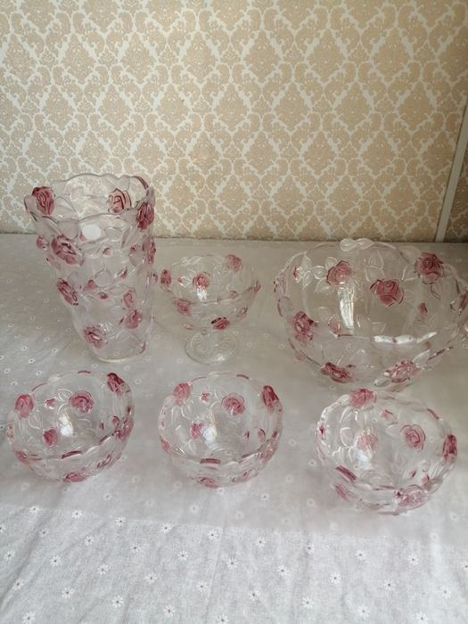 Продается набор германской хрустали бу в хорошем состоянии имеется ваз