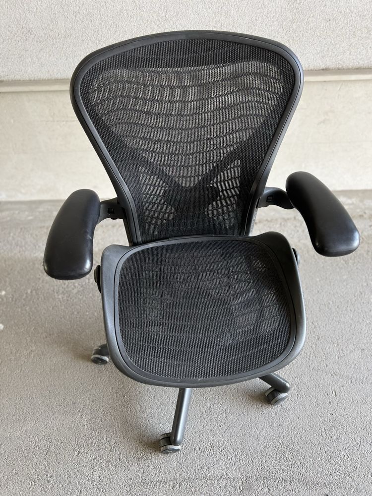 Herman Miller Aeron size B