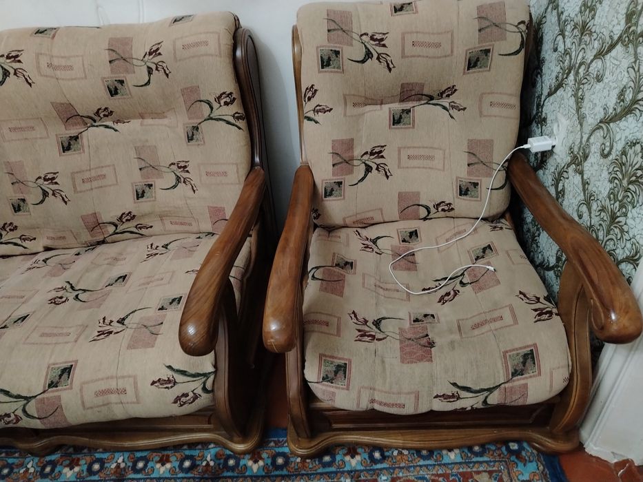 Диван и 2 кресло