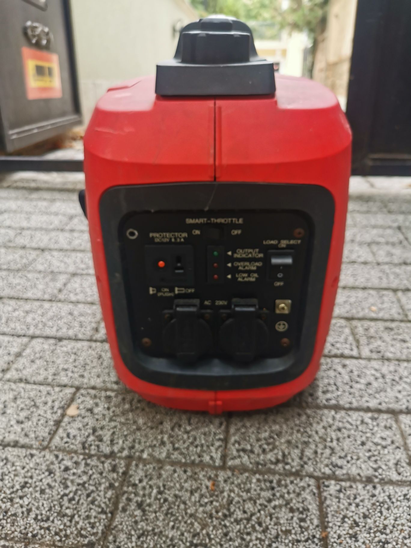 Хонда двигател генератор! 2000W инвертор. 4тактов