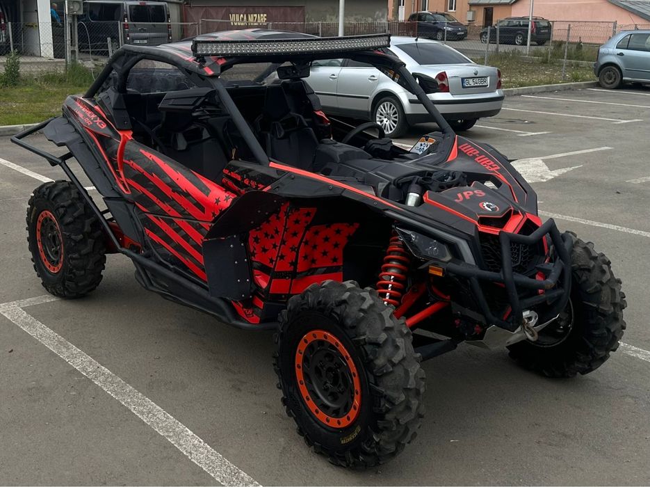 De vanzare Can -am Maverick Turbo RR