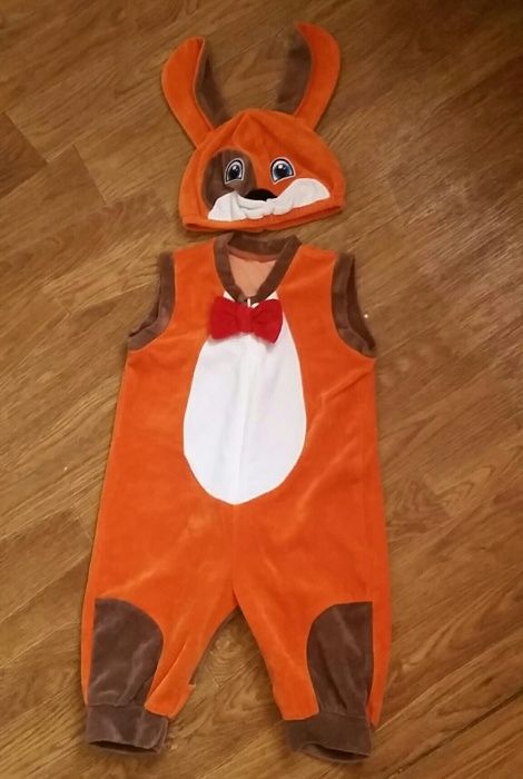 Продам комбинезон с шапочкой