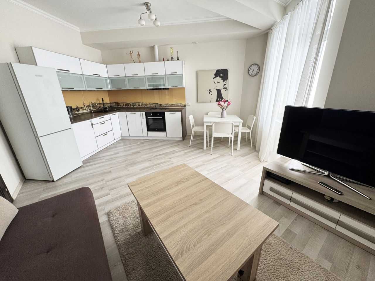 Дава се под наем Двустаен апартамент в София, Дианабад - 54 кв.м за 400 € - Снимка #1