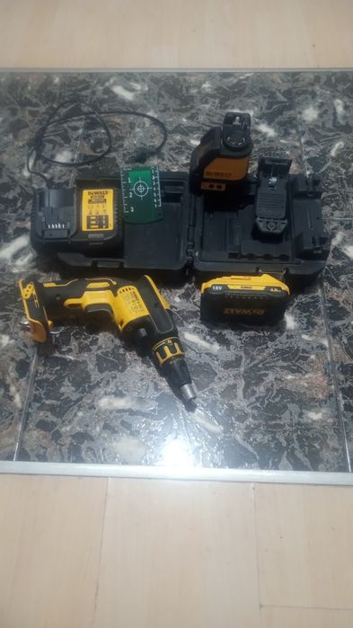 Scule dewalt profesionale