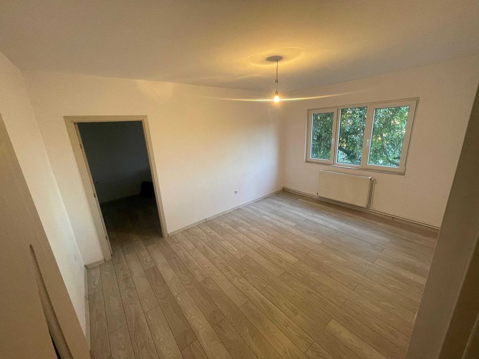 Apartament cu două camere de vânzare