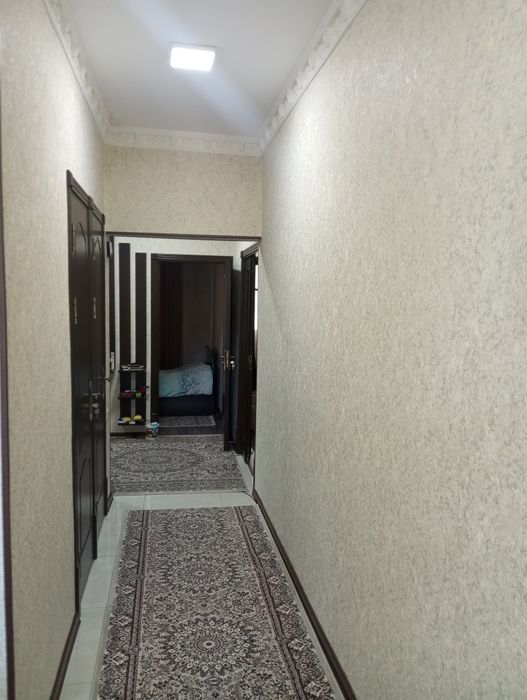 2ком.3/5 Юнусабад 19кв.С ремонтом..2 балкона.Не торец.Большая прихожая
