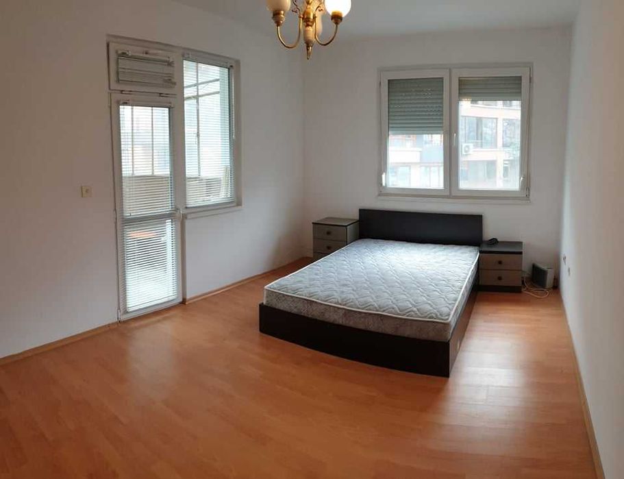 Дава се под наем Двустаен апартамент в Бургас, Братя Миладинови - 55 кв.м за 163.2 € - Снимка #3