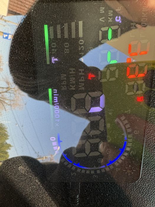 Head up display auto