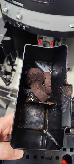 Espressor Automat DeLonghi Magnifica ESAM 3000.B Aparat Cafea Boabe